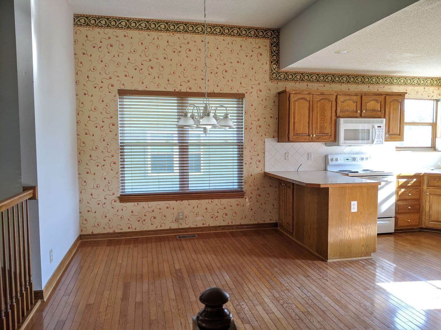 Overland Park House: 15641 Foster Street