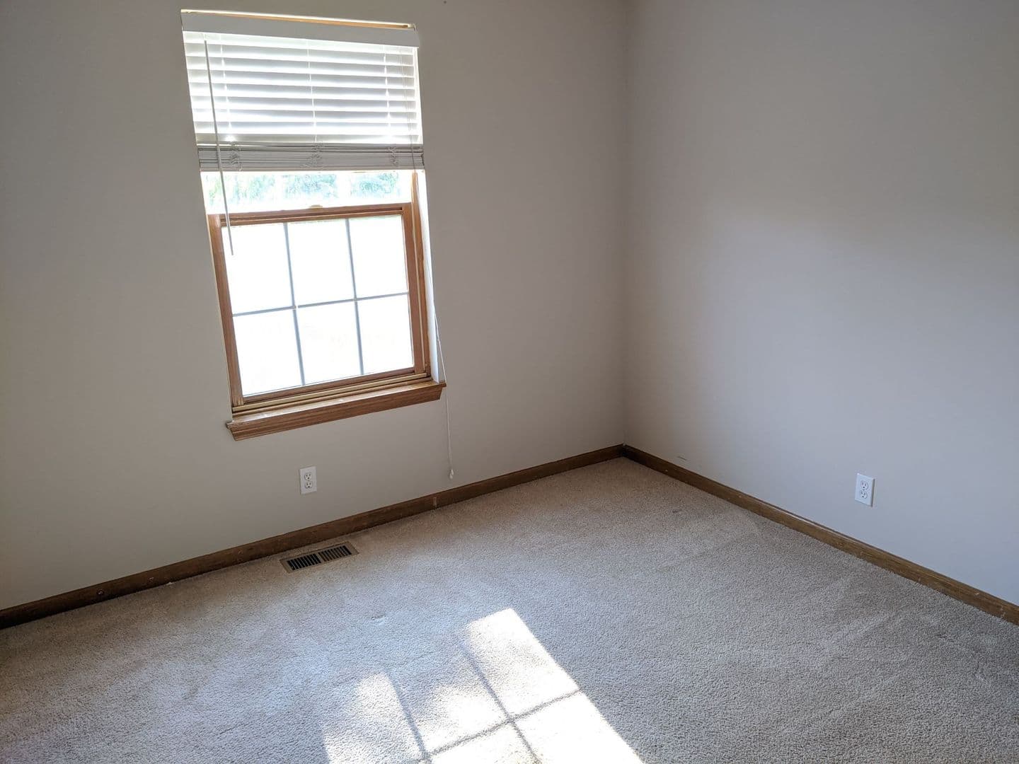 Overland Park House: 15641 Foster Street