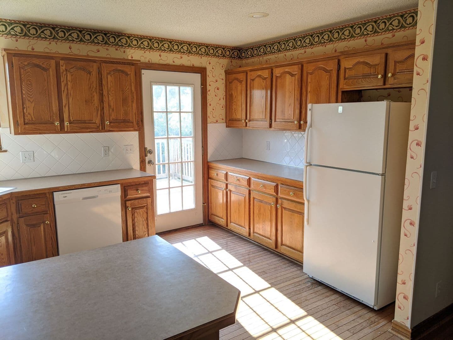 Overland Park House: 15641 Foster Street
