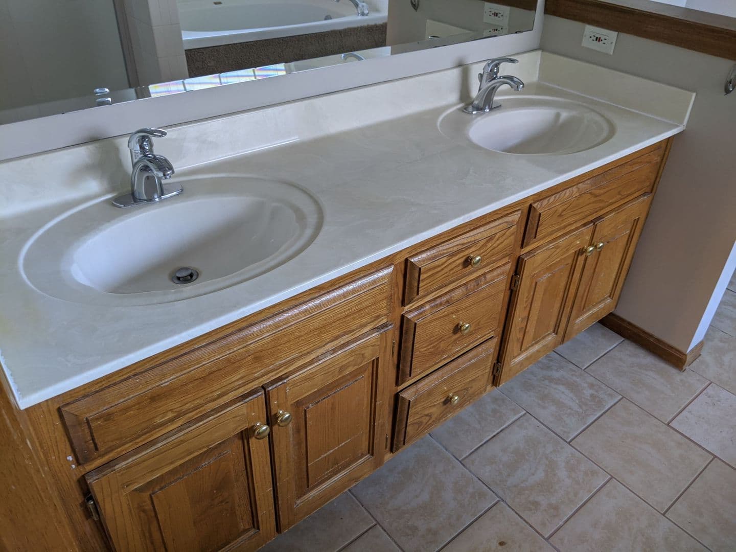 Overland Park House: 15641 Foster Street