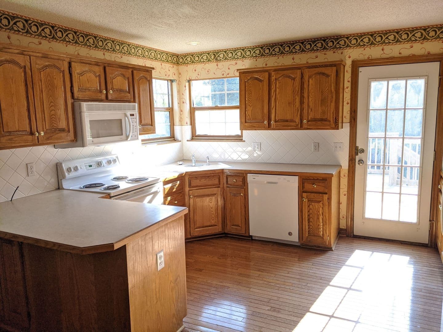 Overland Park House: 15641 Foster Street