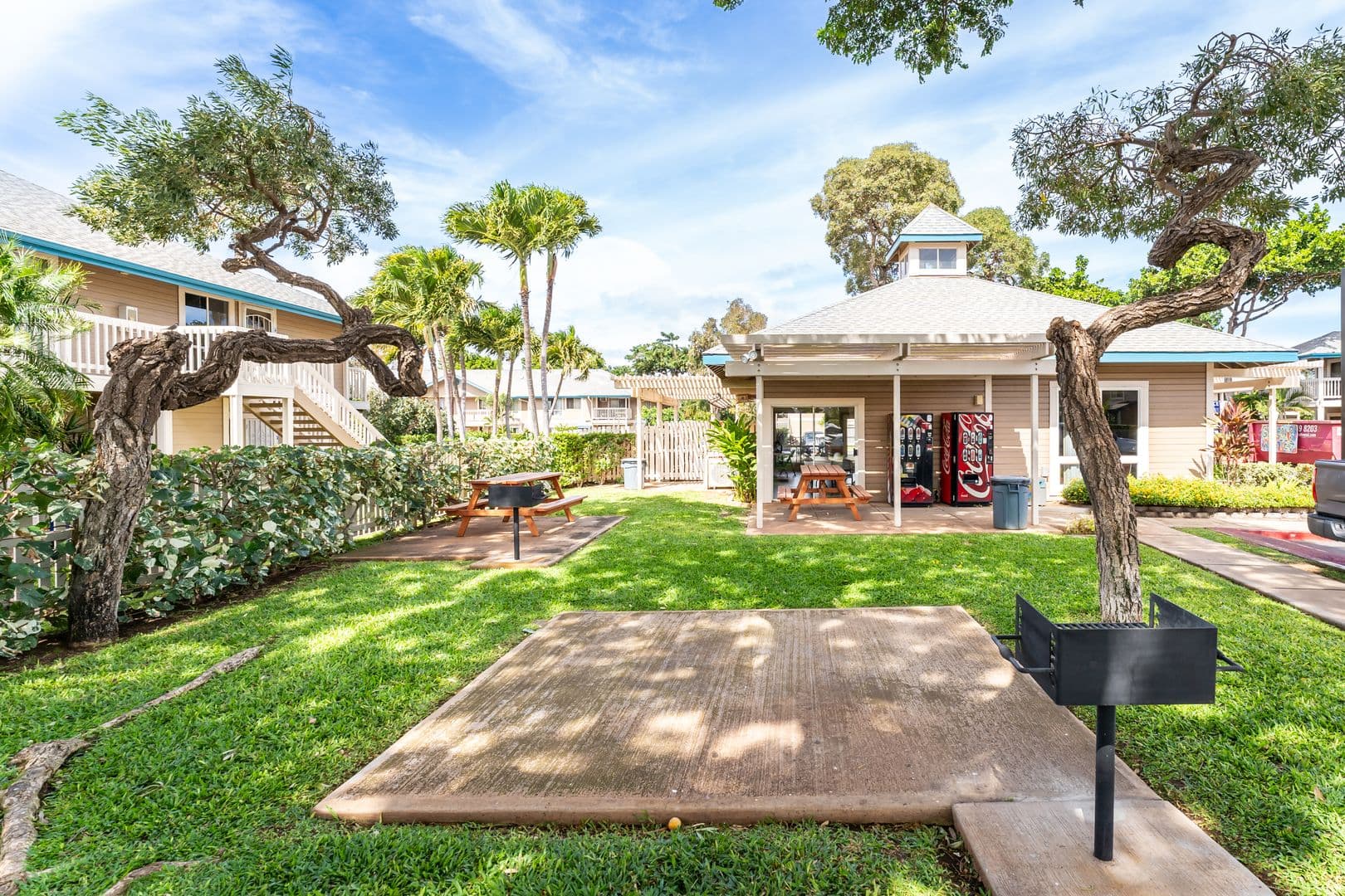 Kihei Condo: 480 Kenolio Road #15-201