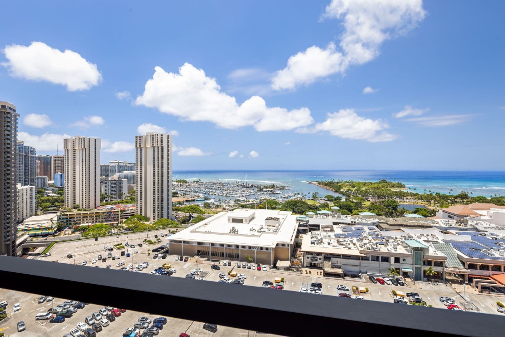 Honolulu Condo: 1555 Kapiolani Blvd #2000