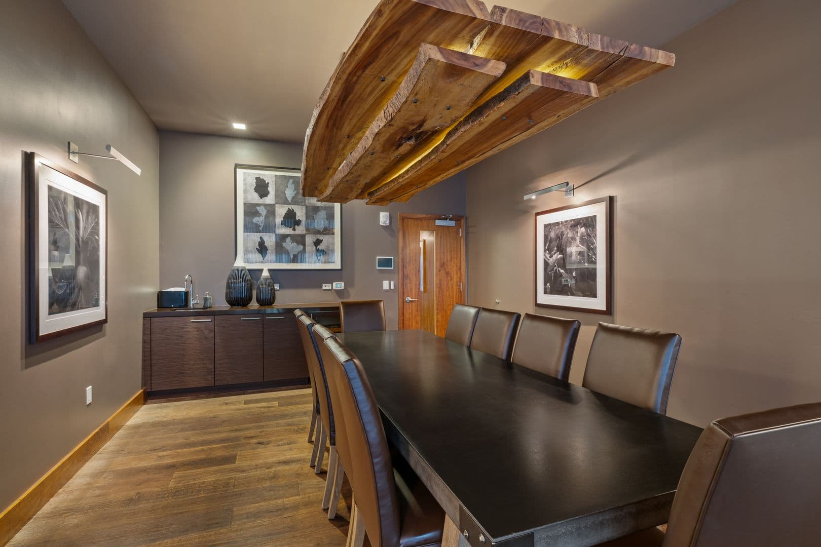 Honolulu Condo: 1555 Kapiolani Blvd #2000