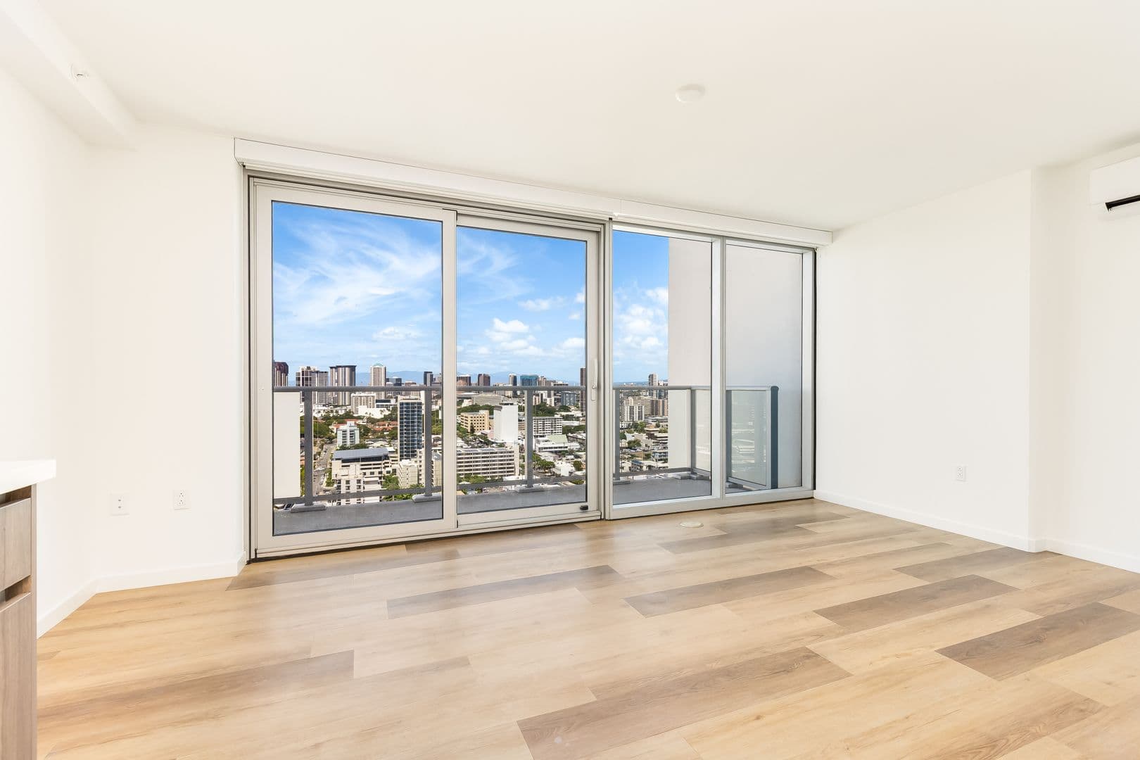 Honolulu Condo: 1515 Liona St #2410