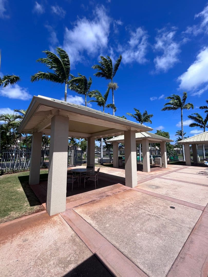 Ewa Beach Townhome: 91-2011 Kaioli Street #4403
