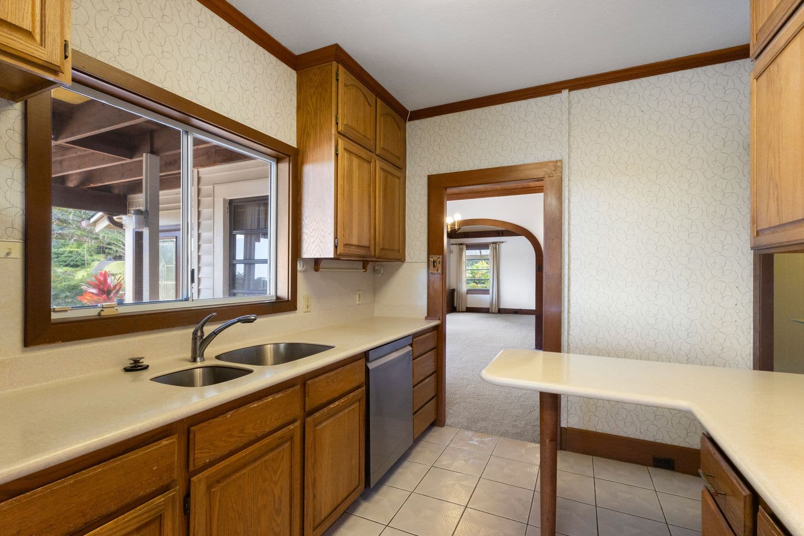 Honolulu House: 2910 Nanihale Place