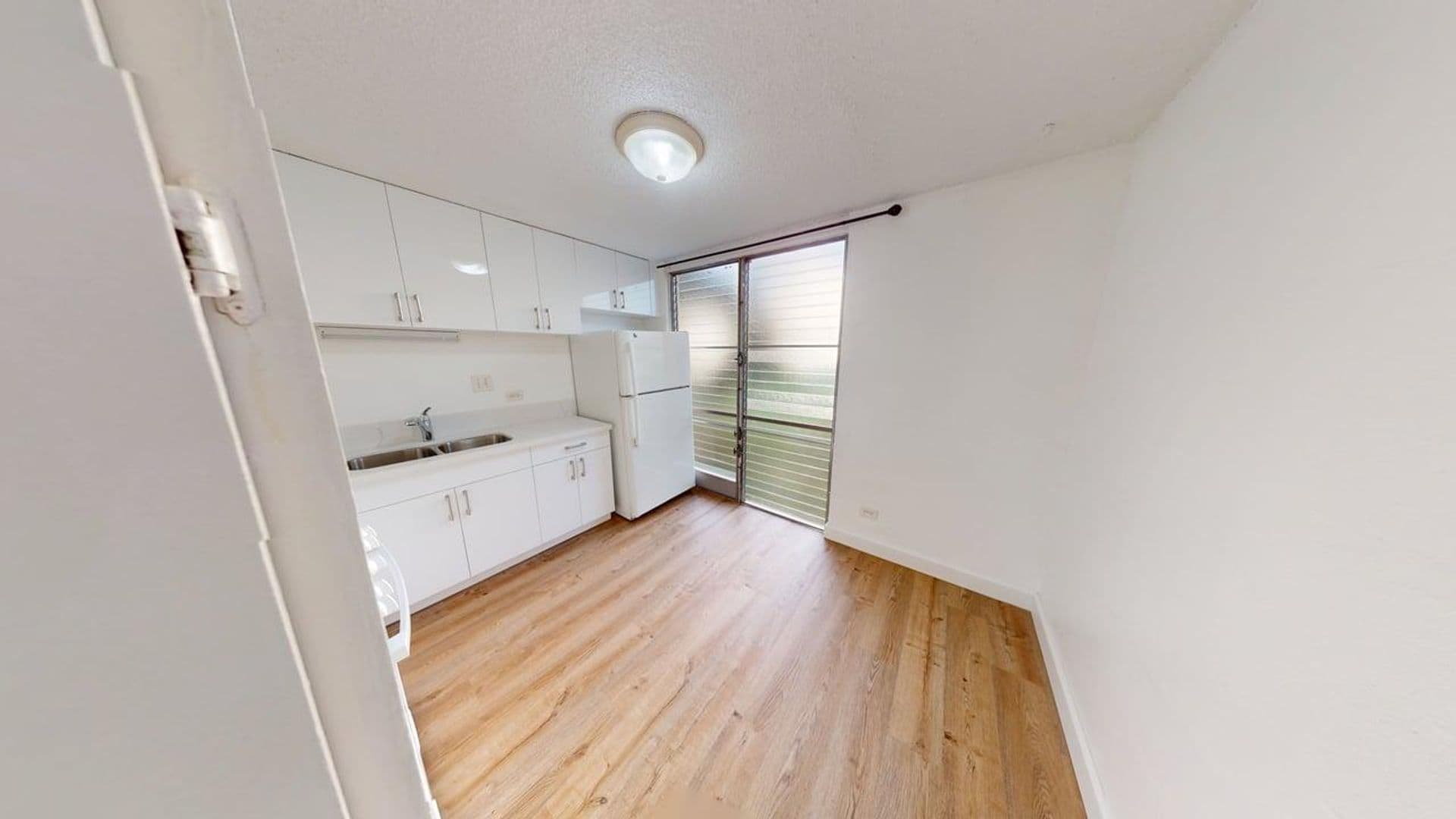 Aiea Condo: 98-080 Uao Pl. #B5