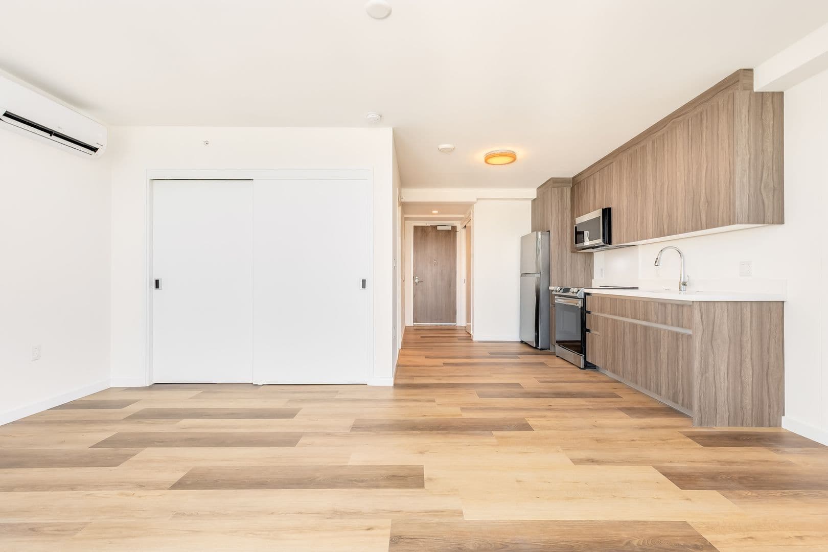 Honolulu Condo: 1515 Liona St #2410