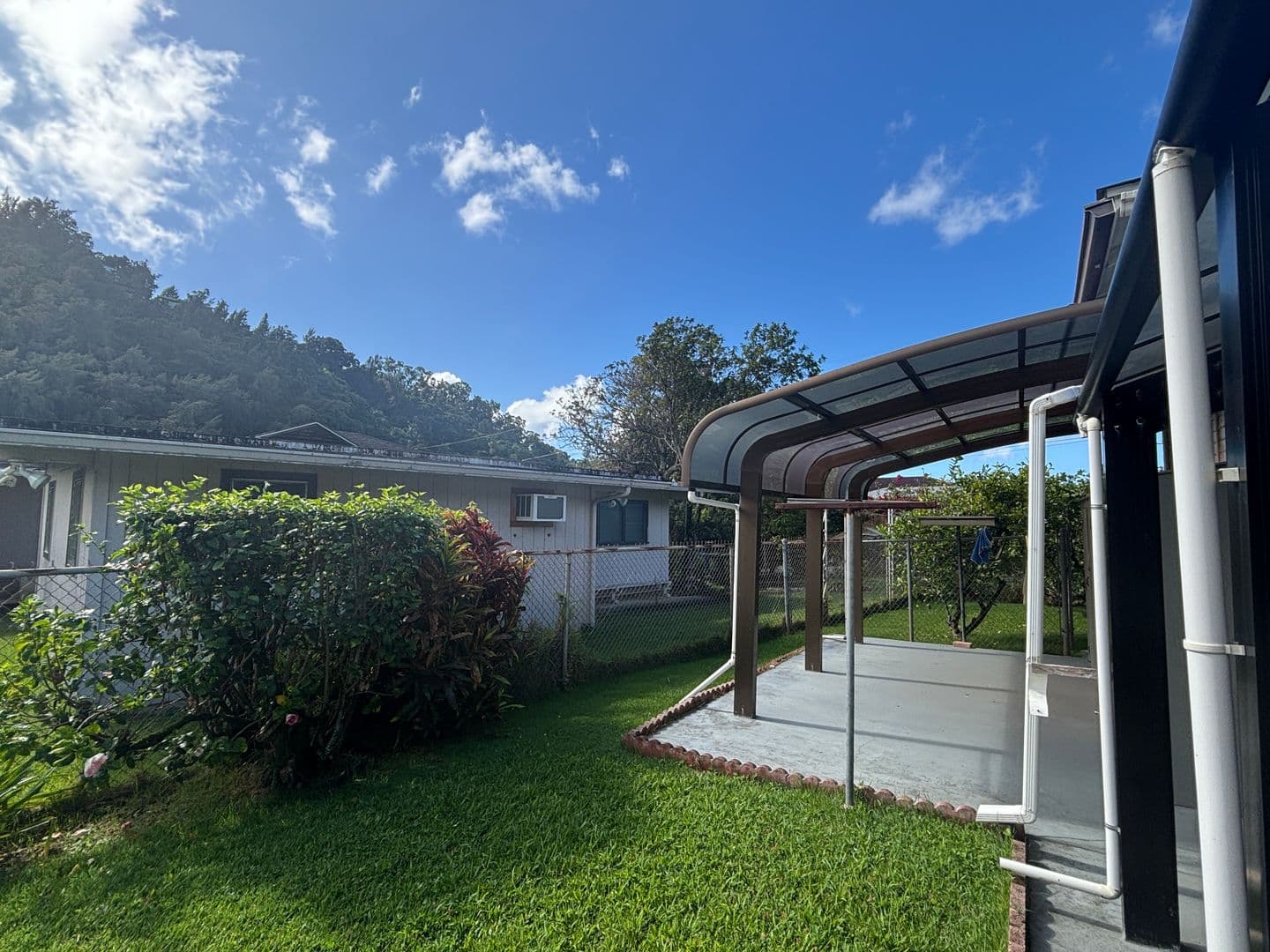 Honolulu House: 2621 Pali Hwy