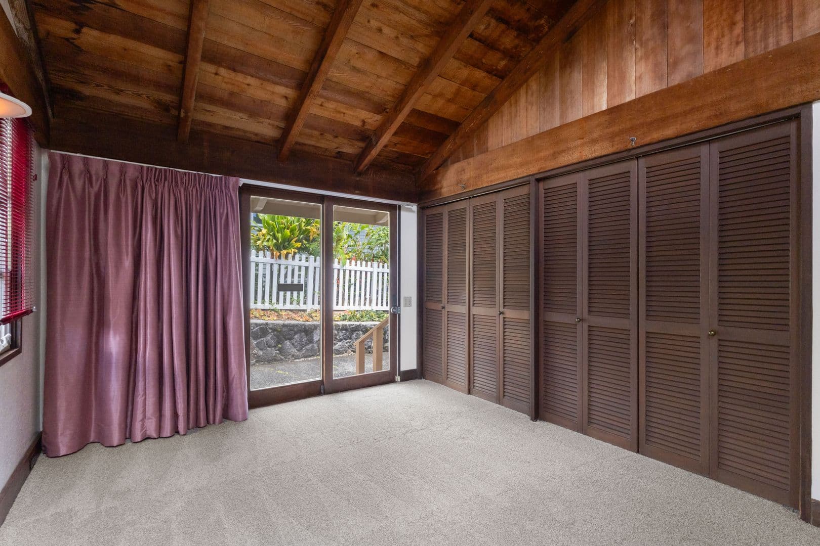 Honolulu House: 2910 Nanihale Place