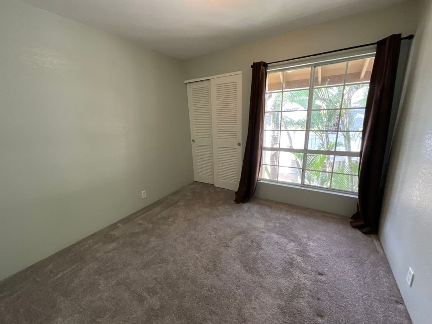 Honolulu Condo: 625 Mananai Place, 24U