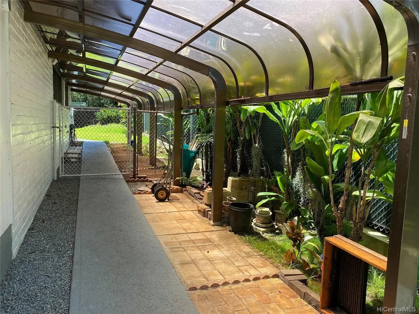 Honolulu House: 2621 Pali Hwy