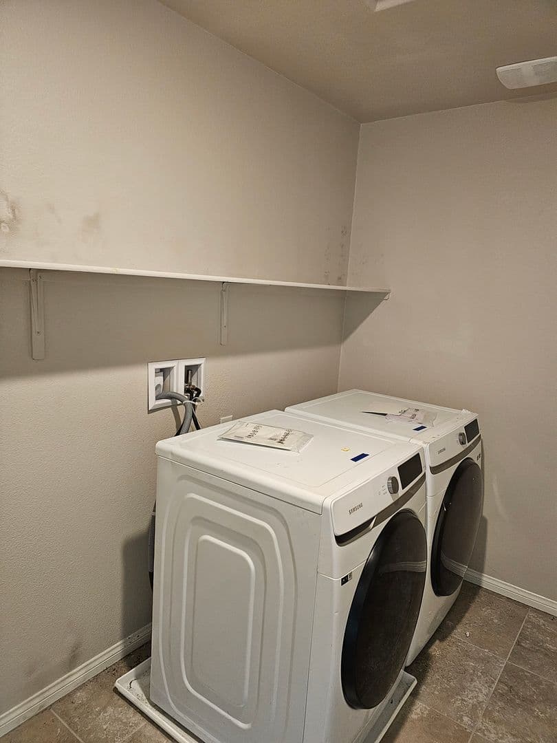 North Las Vegas Apartment: 1171 Twincrest Ave
