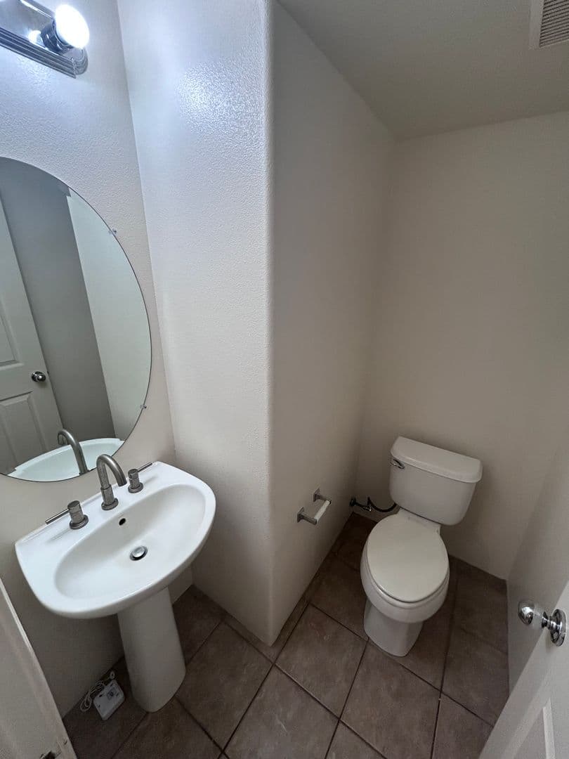 Ewa Beach Townhome: 91-2011 Kaioli Street #4403