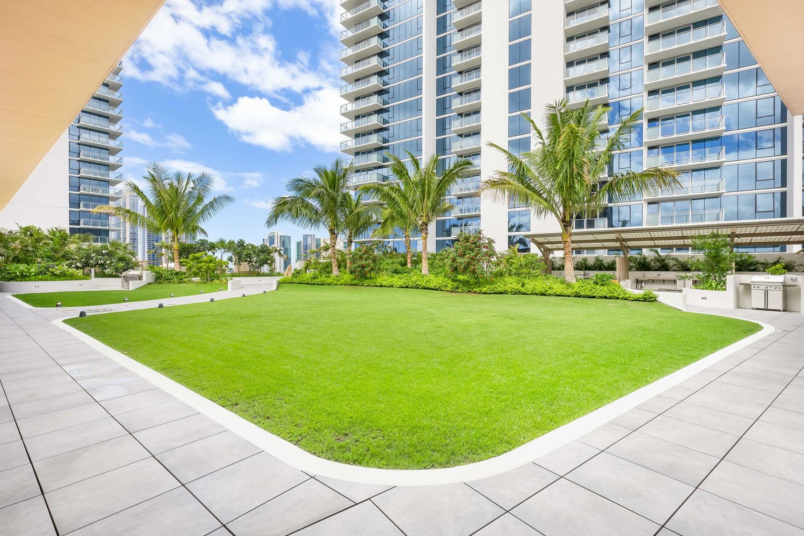 Honolulu Condo: 1515 Liona St #2410