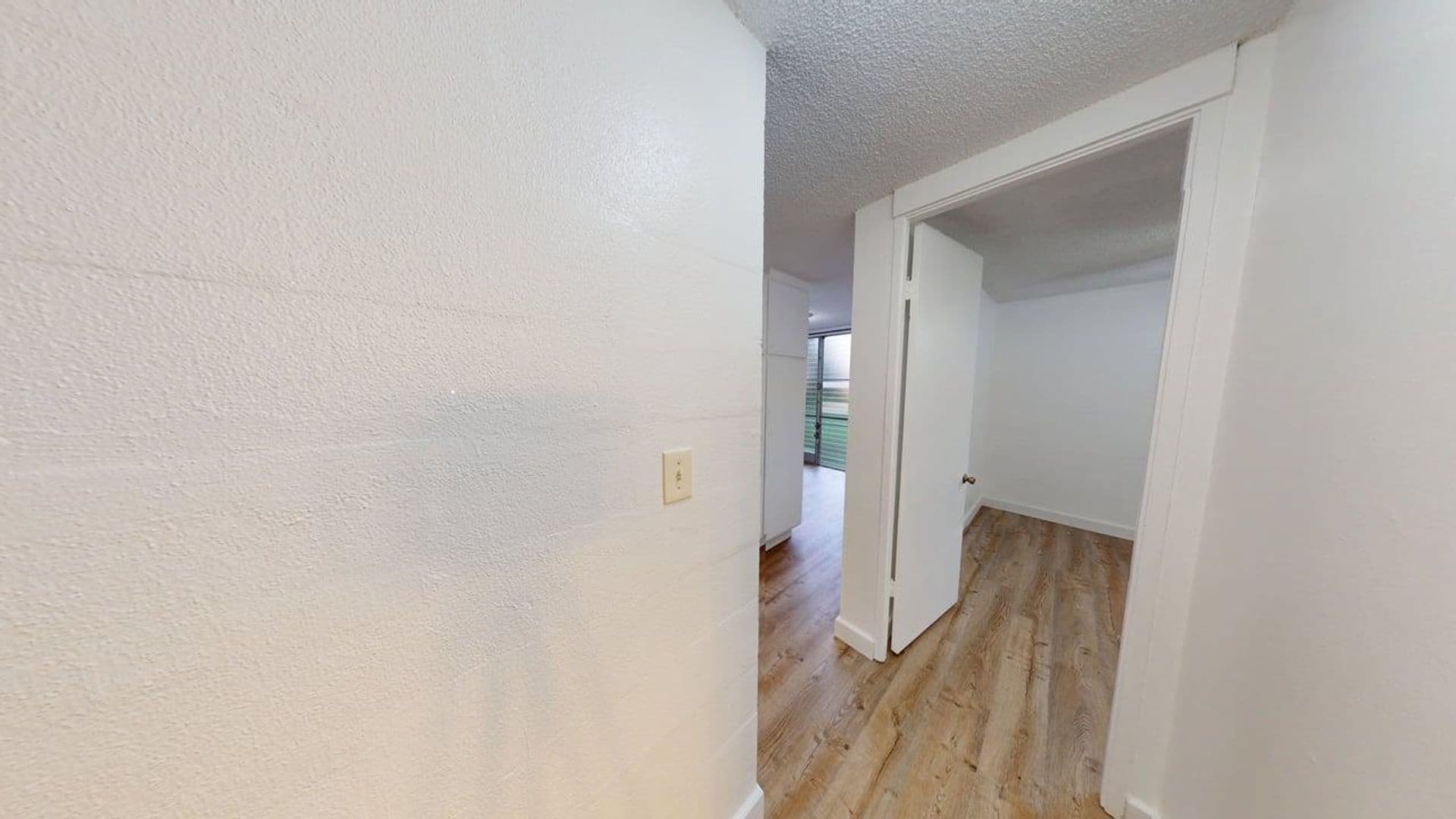 Aiea Condo: 98-080 Uao Pl. #B5
