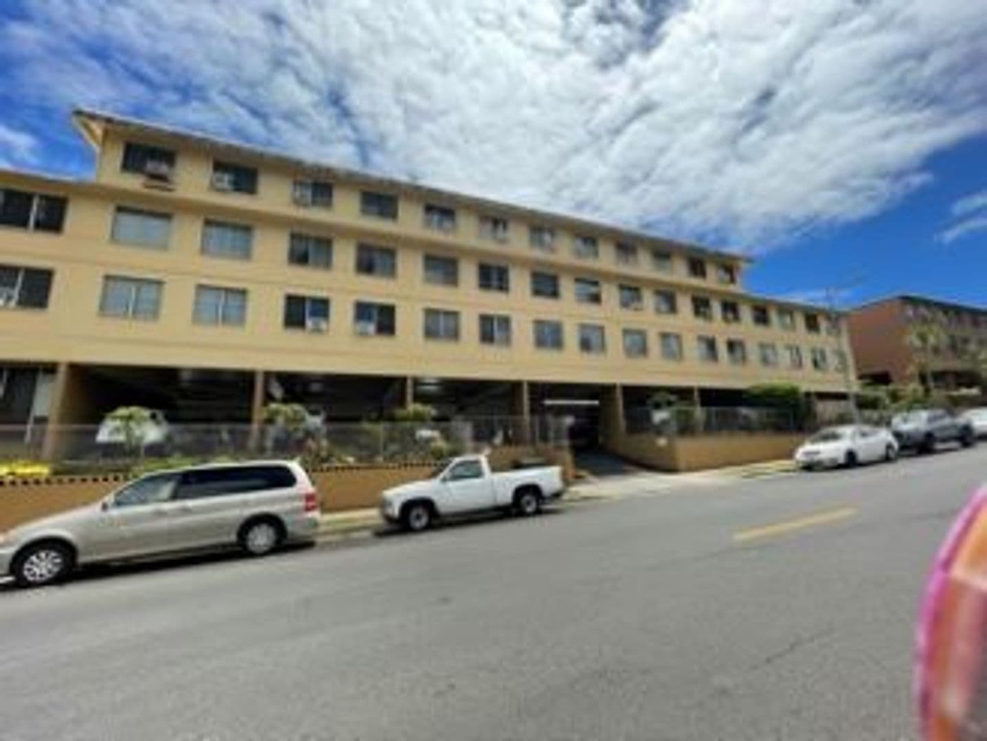 Honolulu Condo: 3003 Ala Napuaa Pl. #303