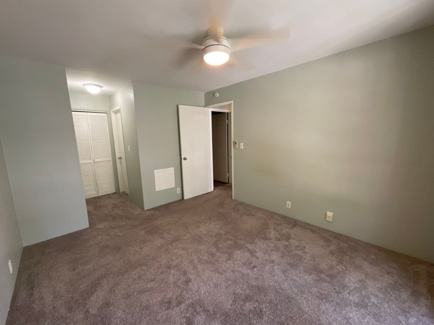 Honolulu Condo: 625 Mananai Place, 24U