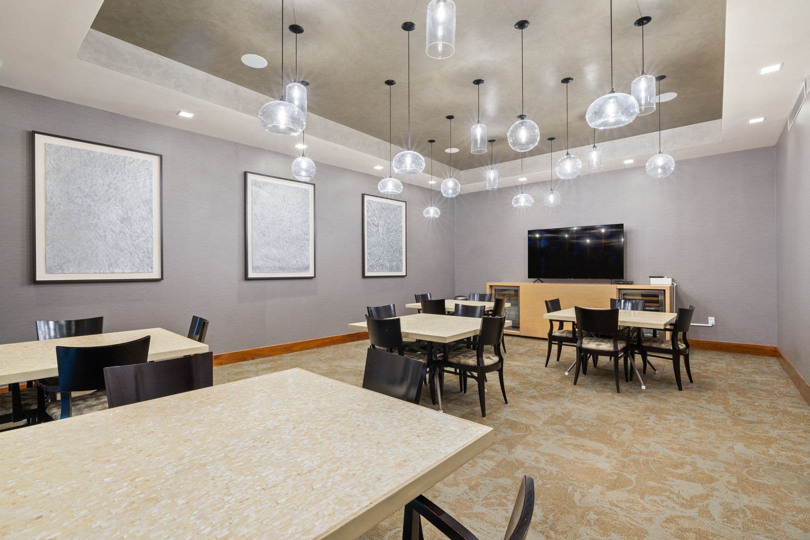 Honolulu Condo: 1555 Kapiolani Blvd #2000
