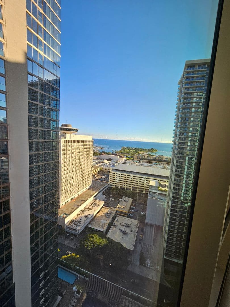 Honolulu Condo: 1388 Kapiolani Blvd #2809