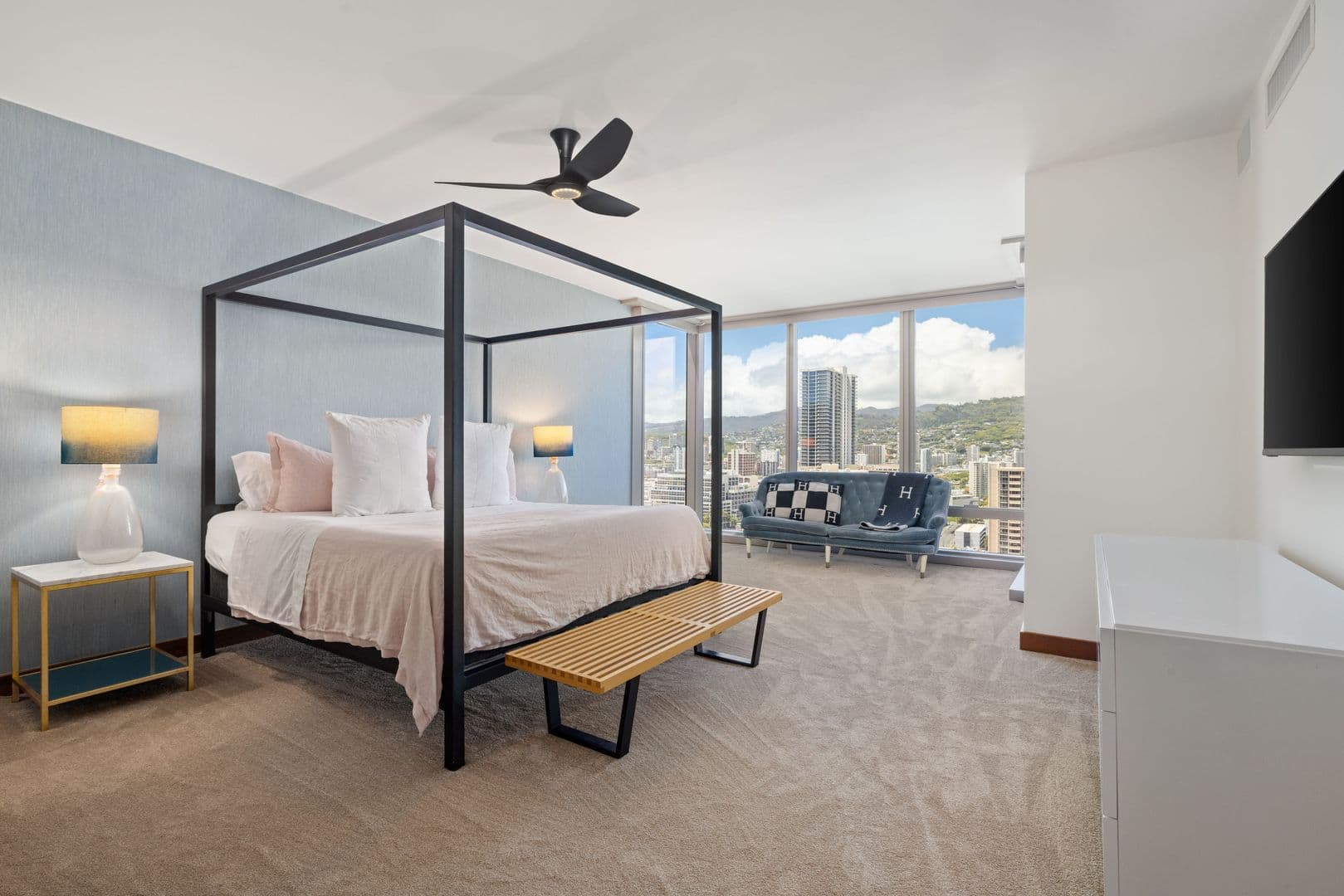 Honolulu Condo: 1555 Kapiolani Blvd #2000