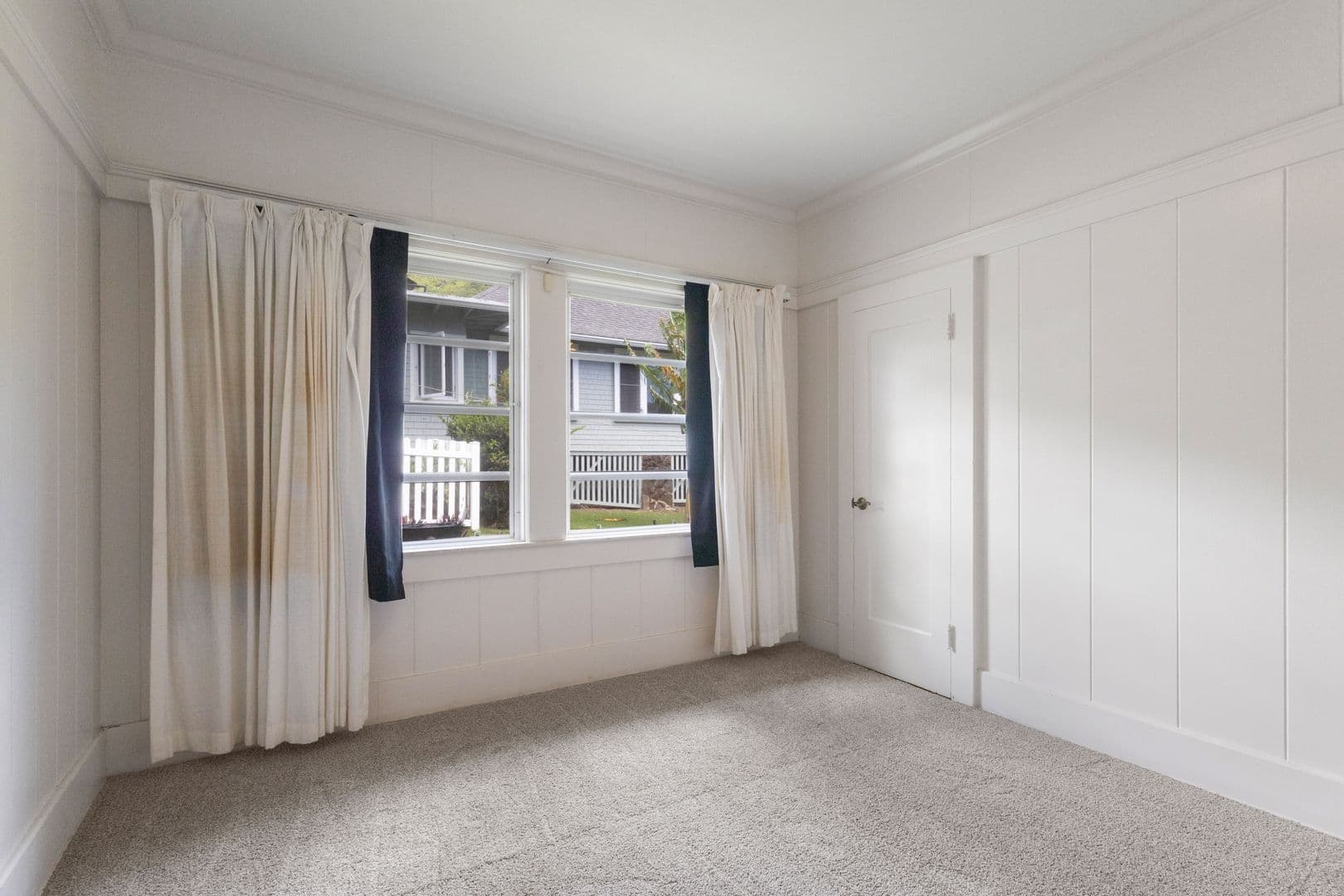 Honolulu House: 2910 Nanihale Place