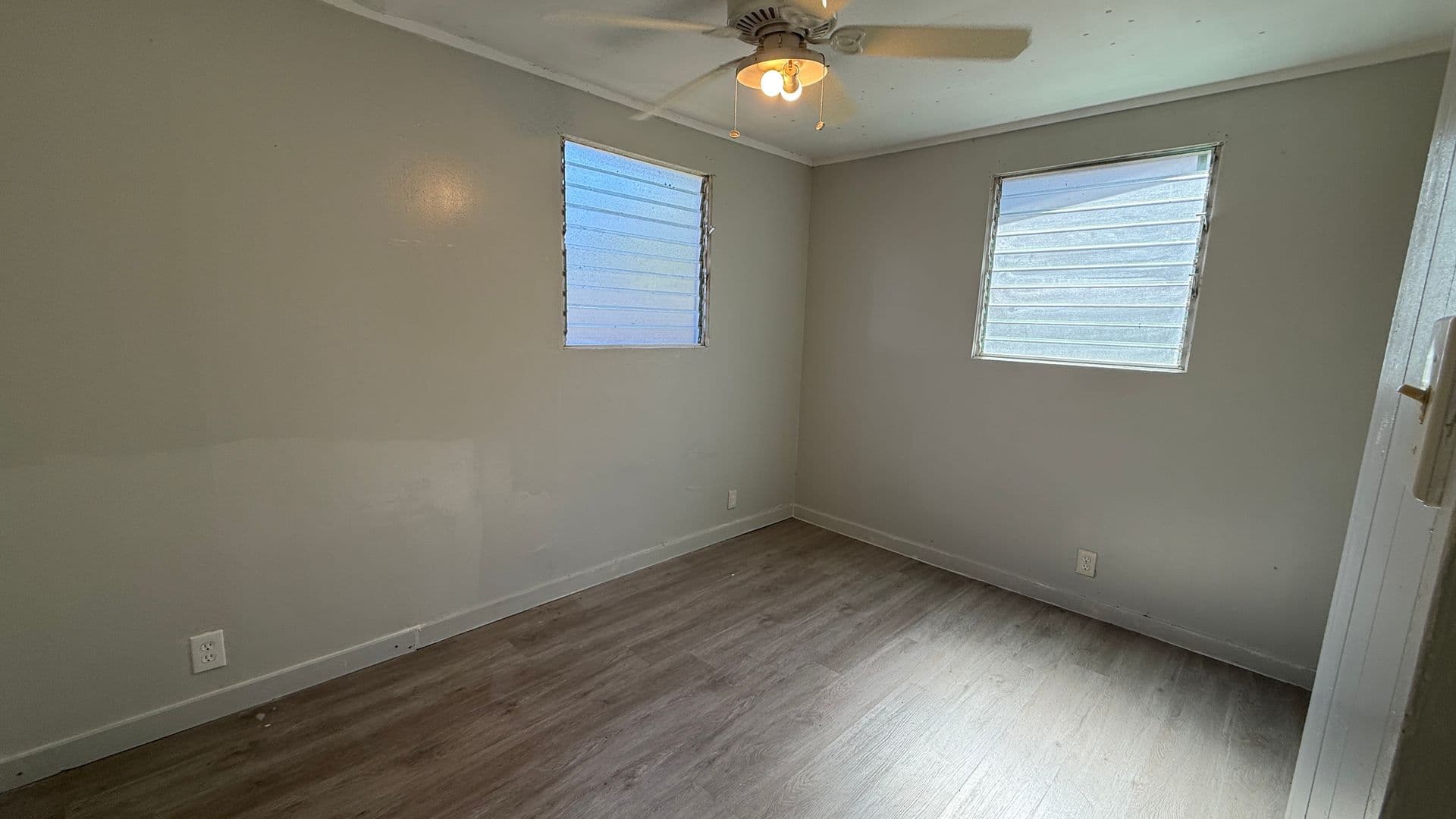 Wailuku House: 335 Momi Place #B