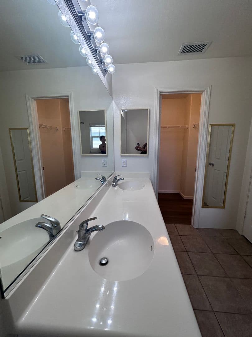 Ewa Beach Townhome: 91-2011 Kaioli Street #4403