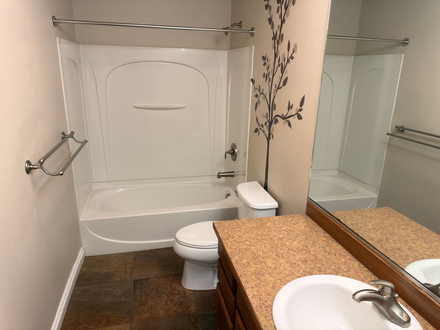 Anchorage House: 5541 Big Bend Loop