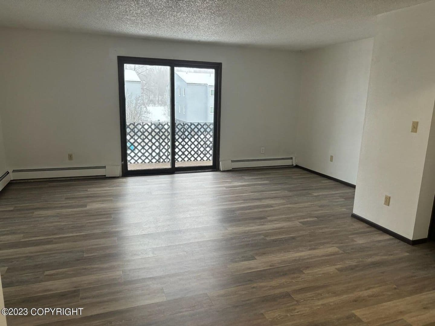 Anchorage Apartment: 1916 Beaver Pl