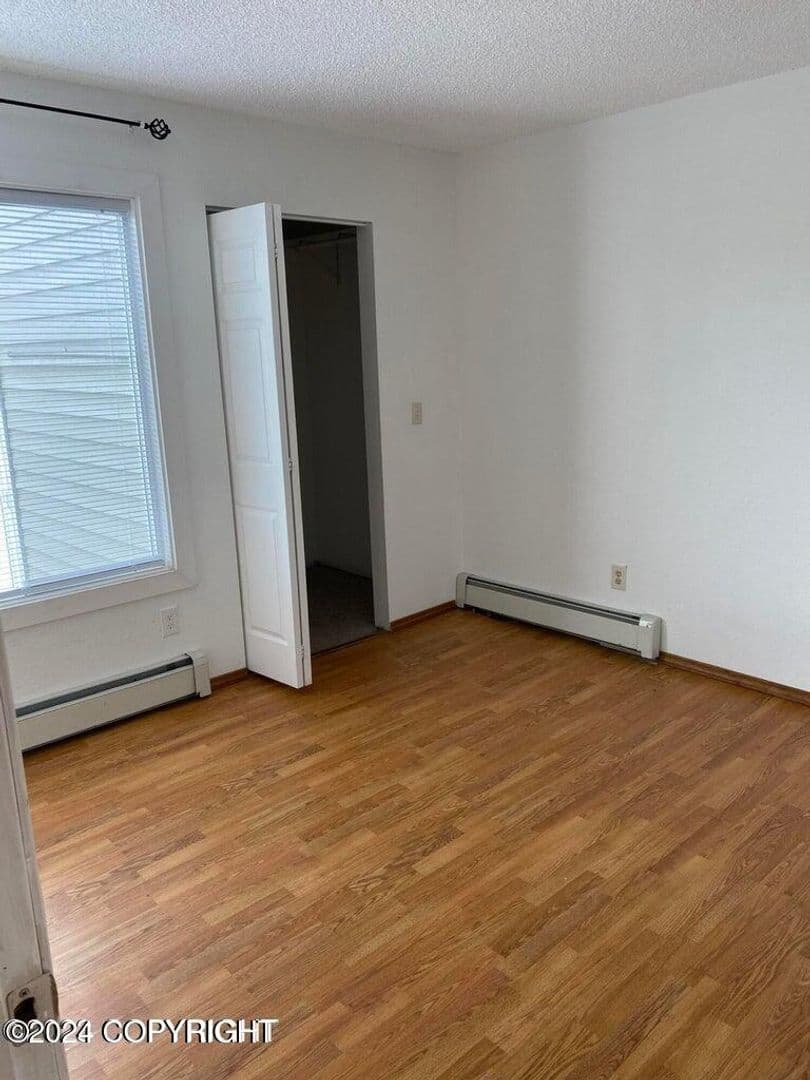 Anchorage House: 4660 Reka Dr Apt D24