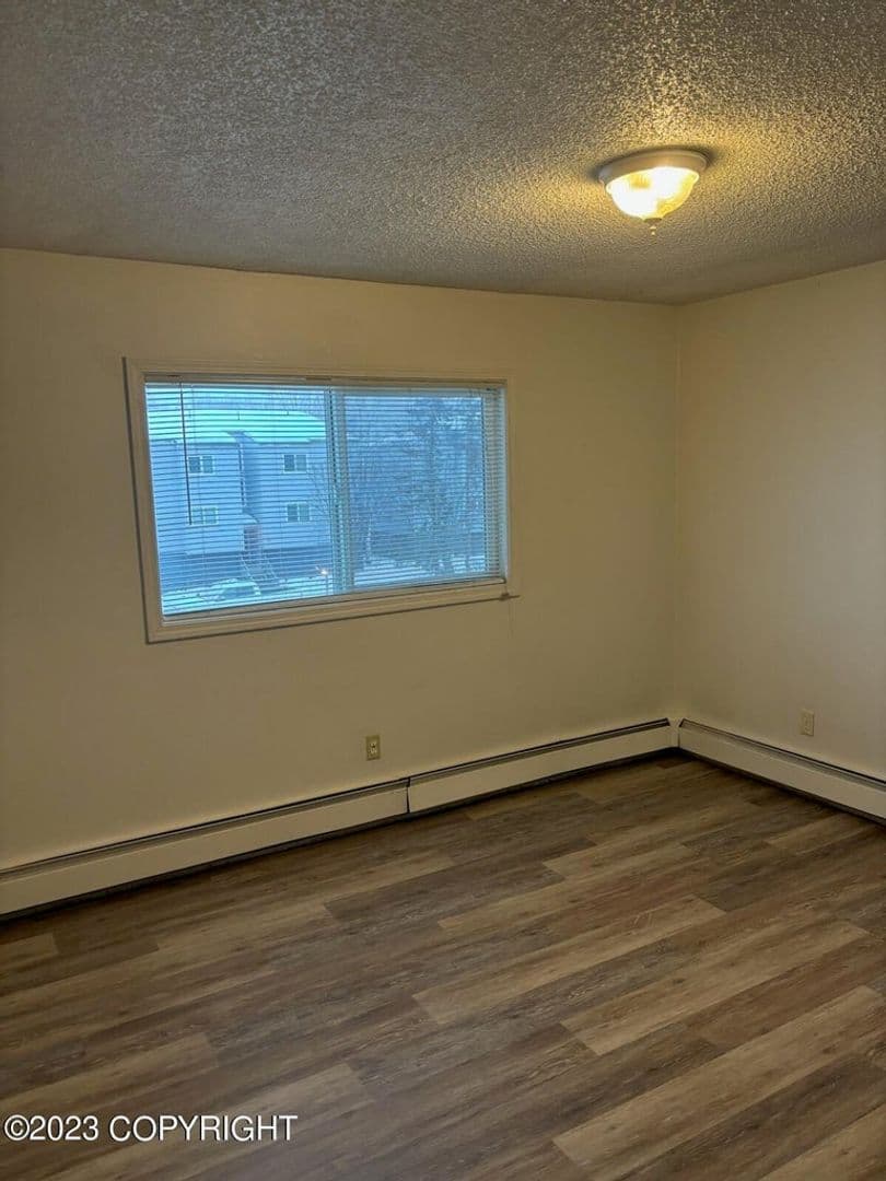 Anchorage Apartment: 1916 Beaver Pl