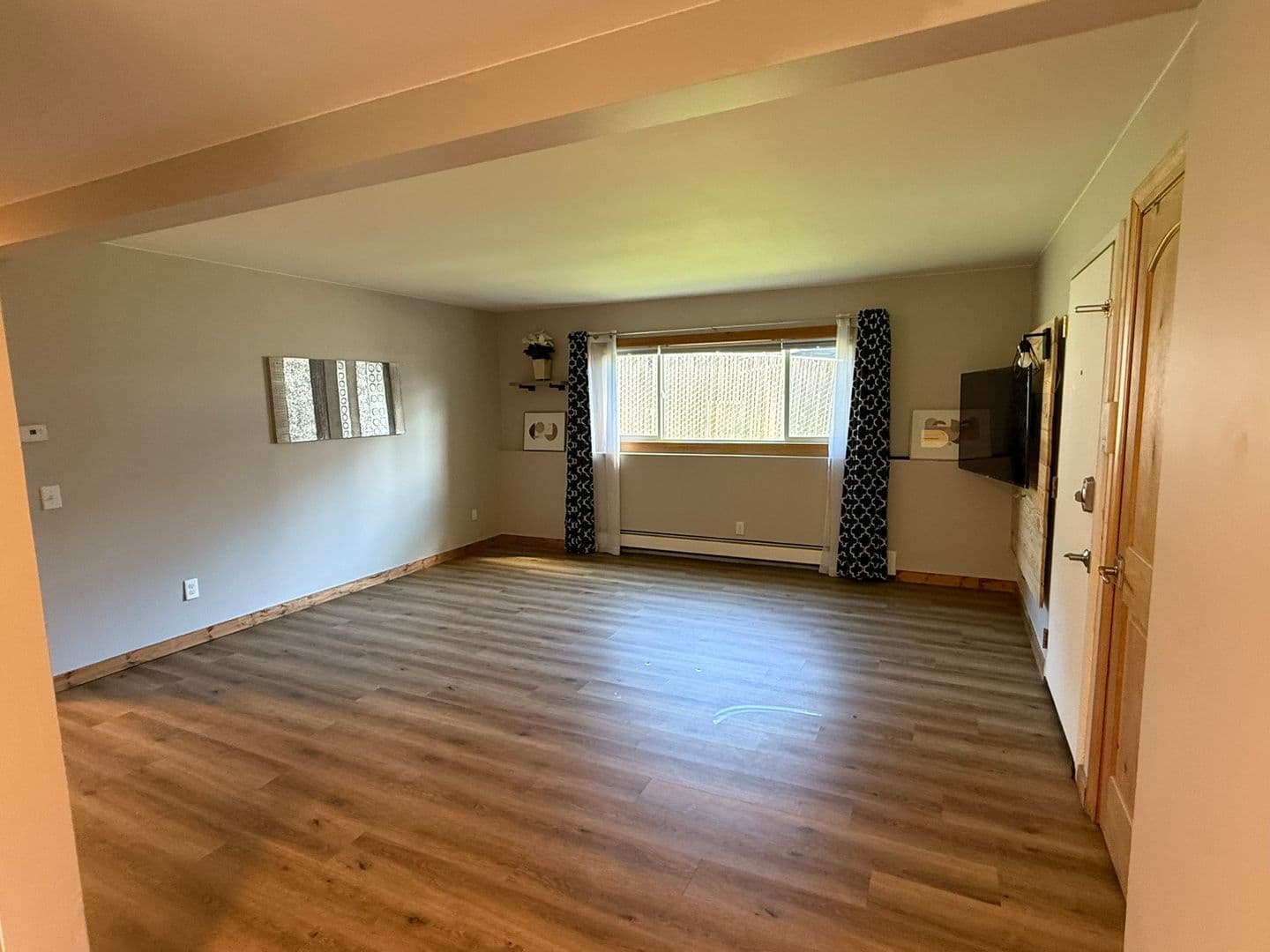 Anchorage Apartment: 615 W 45th Ave