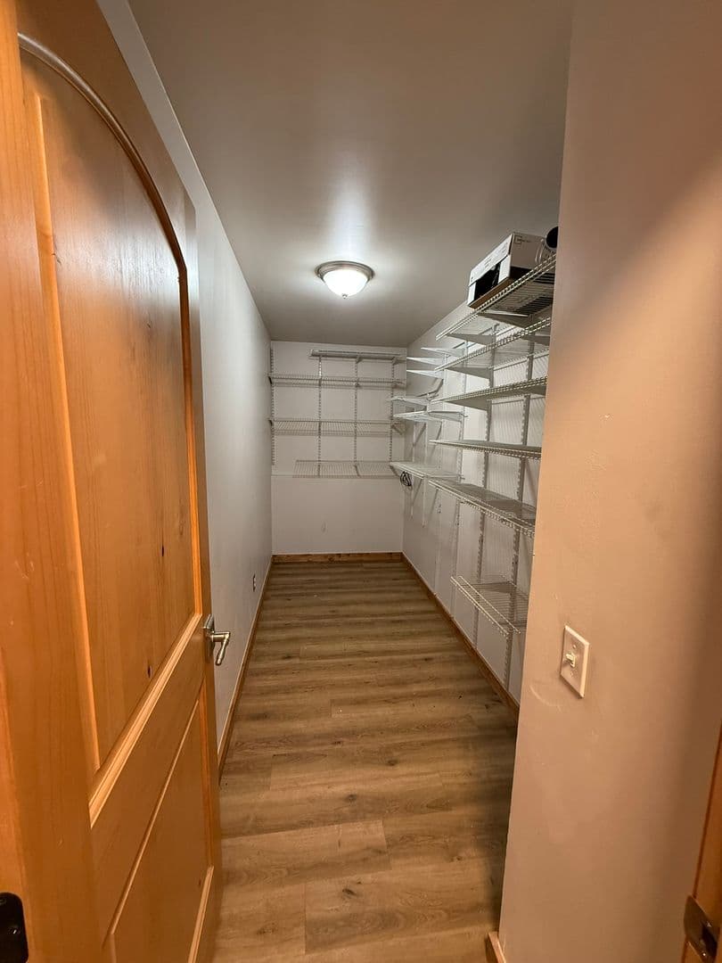 Anchorage Apartment: 615 W 45th Ave