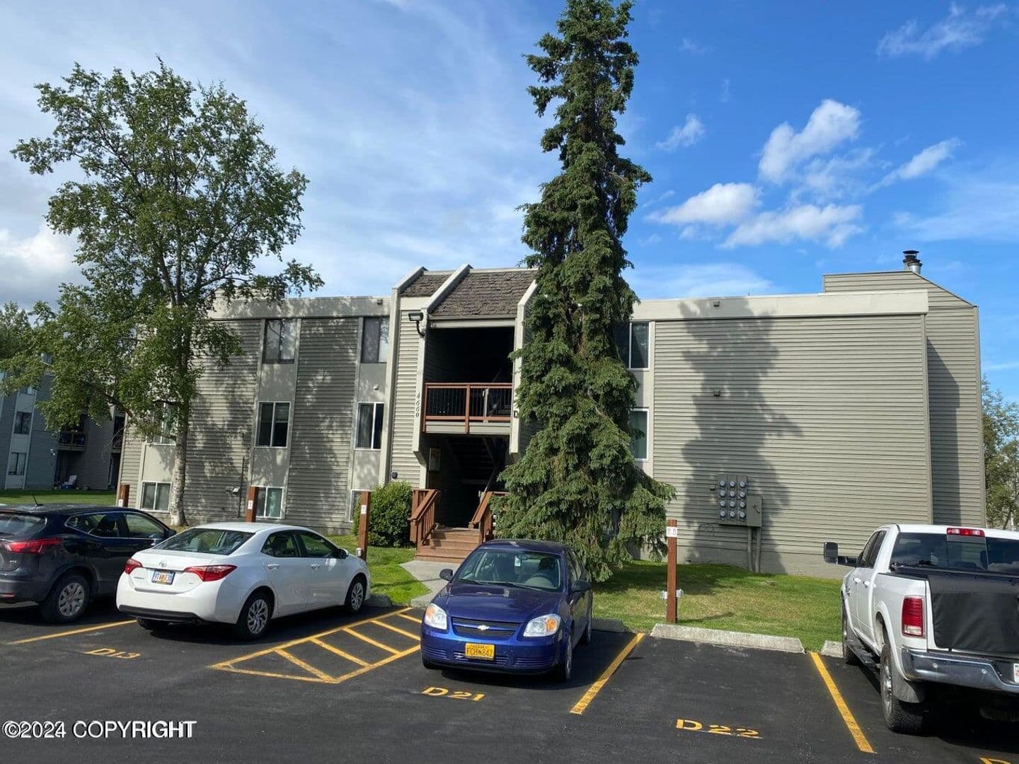 Anchorage House: 4660 Reka Dr Apt D24