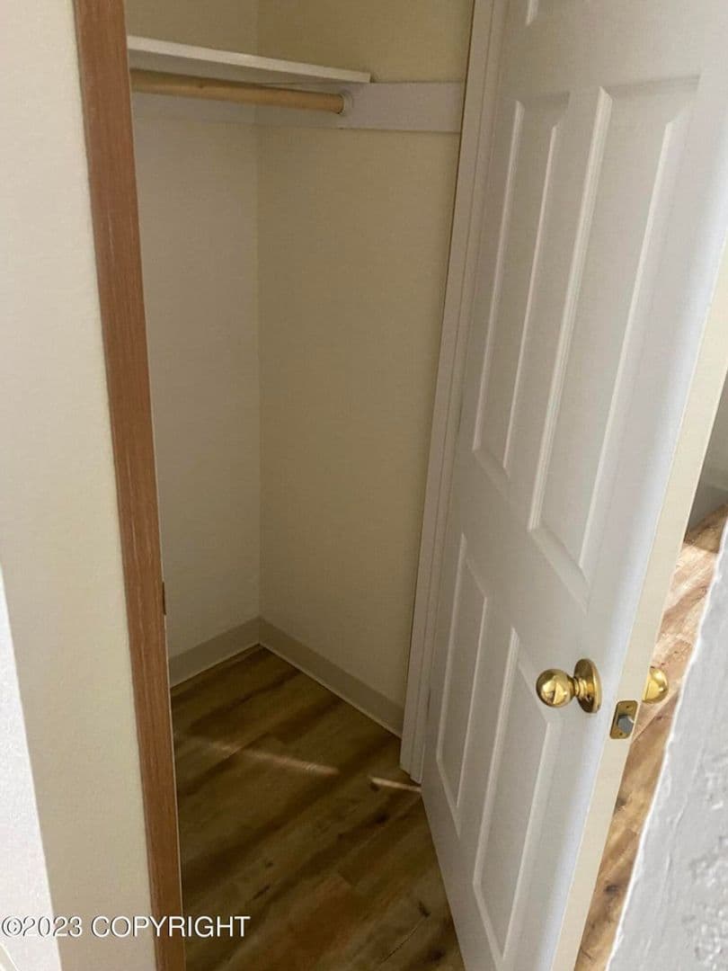 Anchorage Apartment: 450 Dailey Ave
