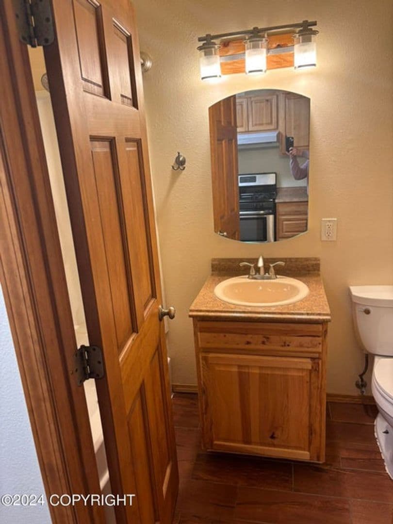 Anchorage Apartment: 1082 W. 26th Ave.