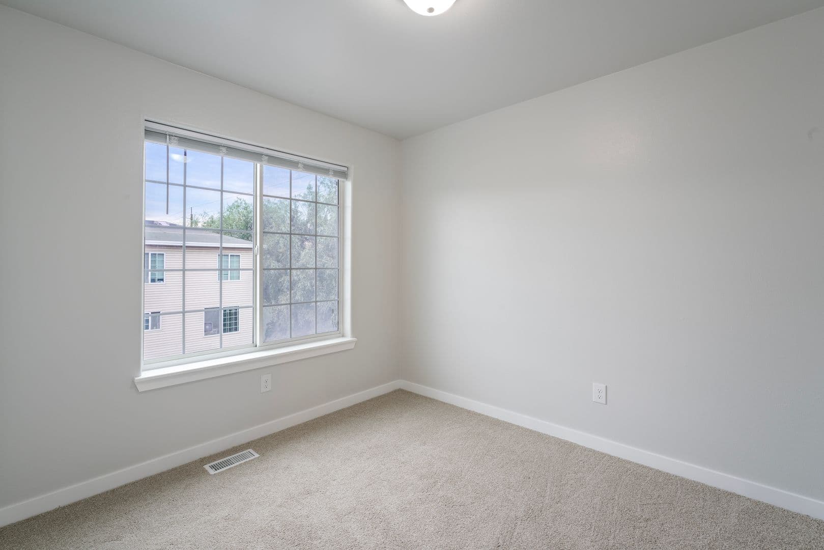 Anchorage Apartment: 7035 Gold Kings Ave