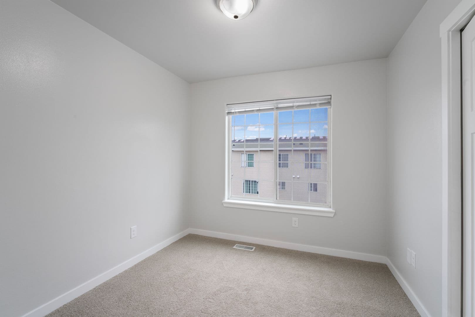 Anchorage Apartment: 7035 Gold Kings Ave