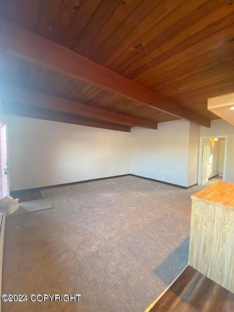 Anchorage Apartment: 808 W 29th Pl