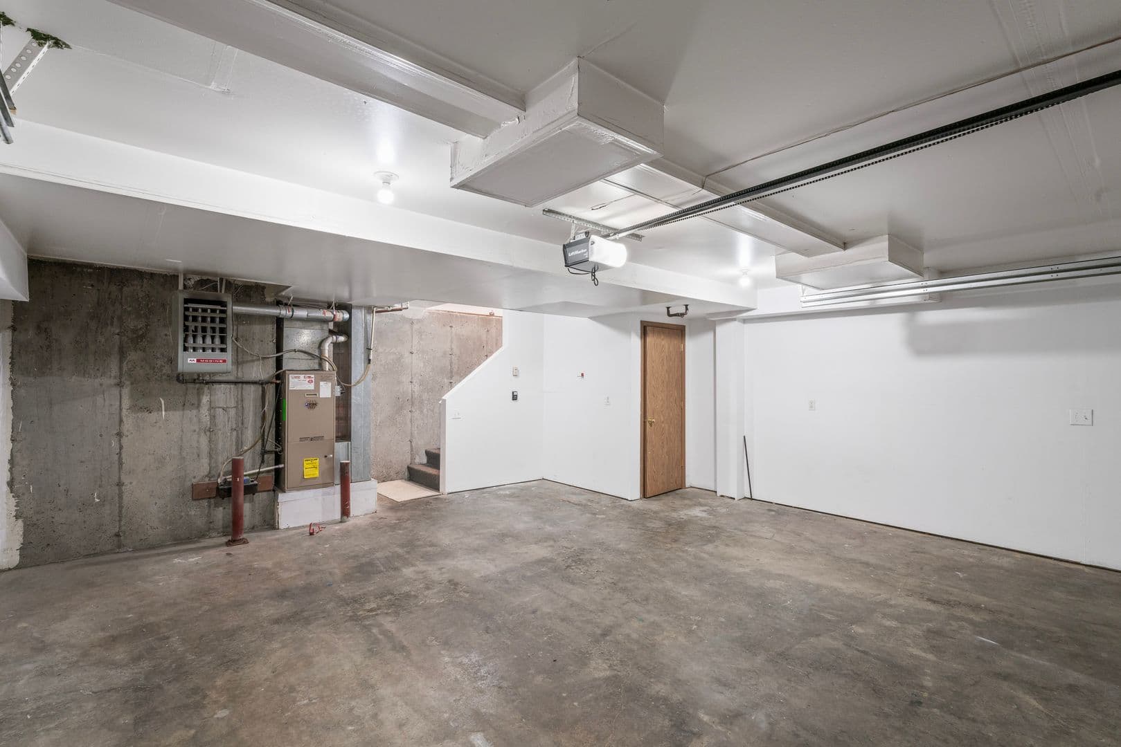 Anchorage Apartment: 7035 Gold Kings Ave