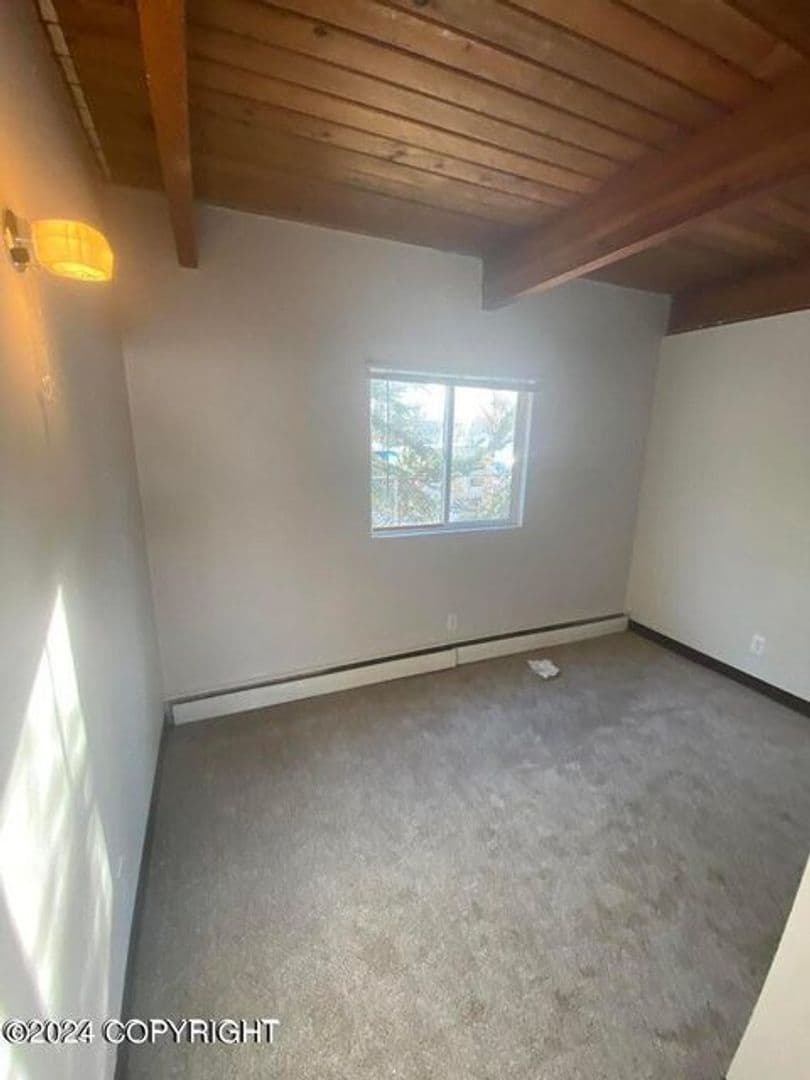 Anchorage Apartment: 808 W 29th Pl