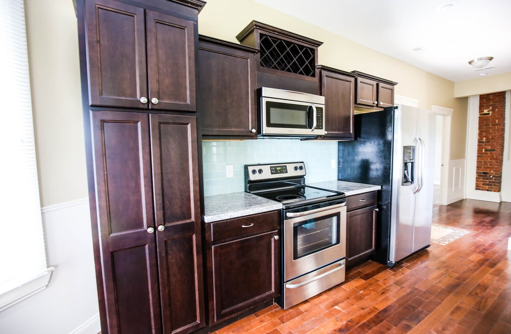 Springfield Apartment: 1144 E Walnut