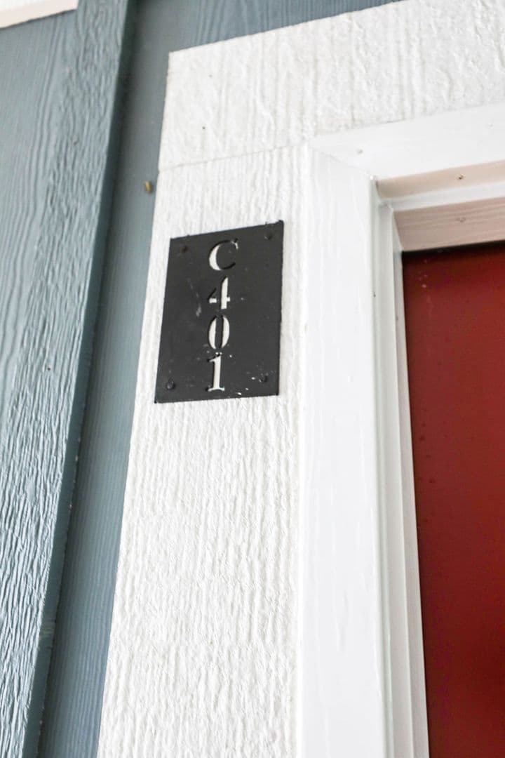 Springfield Apartment: 600 E Harrison