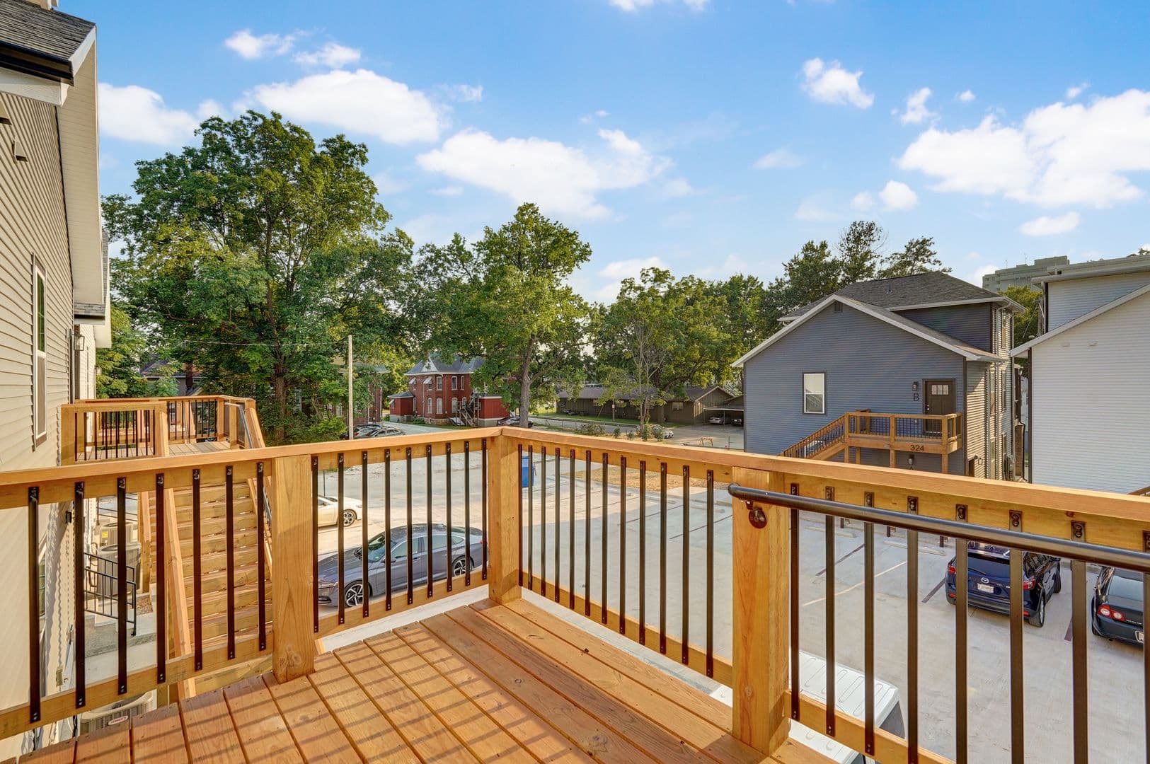 Springfield Apartment: 311 S Florence Ave