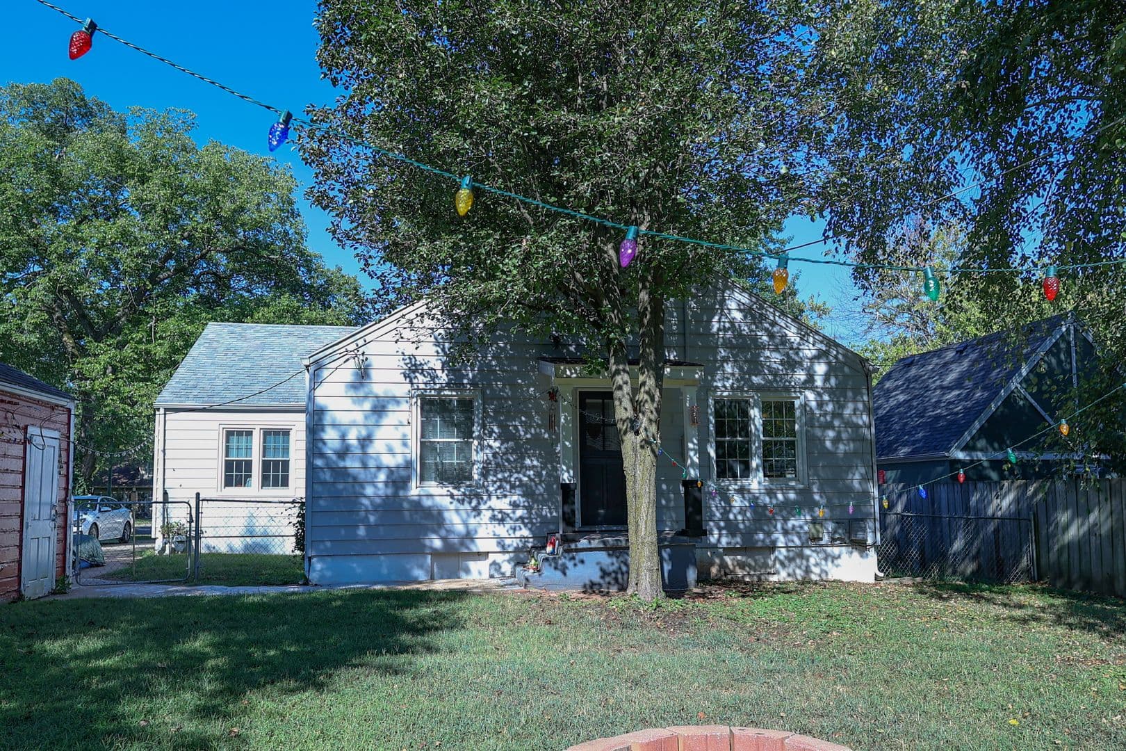 Springfield House: 1212 S. National
