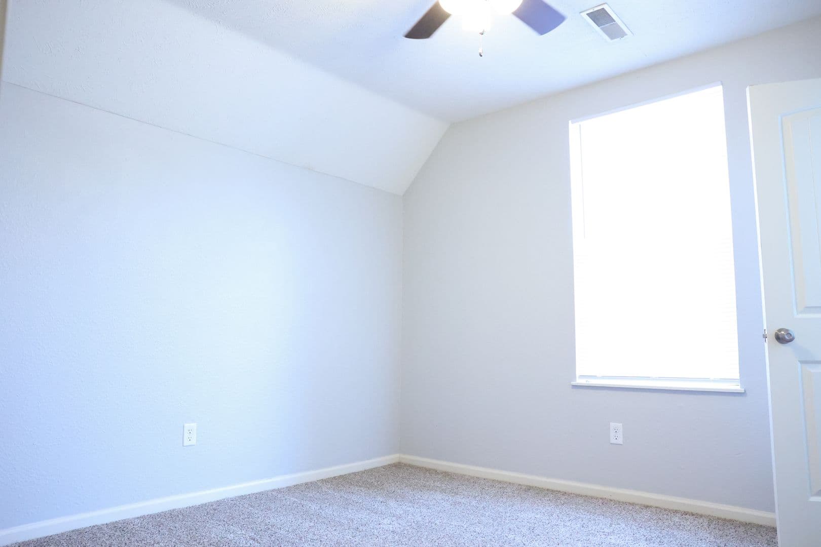 Springfield Apartment: 608 W Mt Vernon