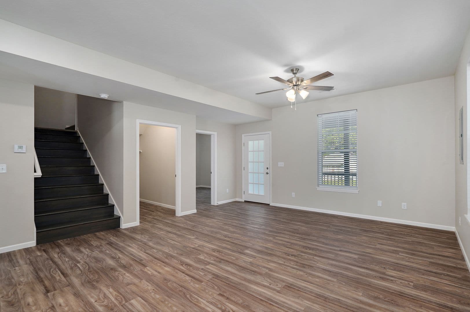 Springfield Apartment: 323 S Florence Ave
