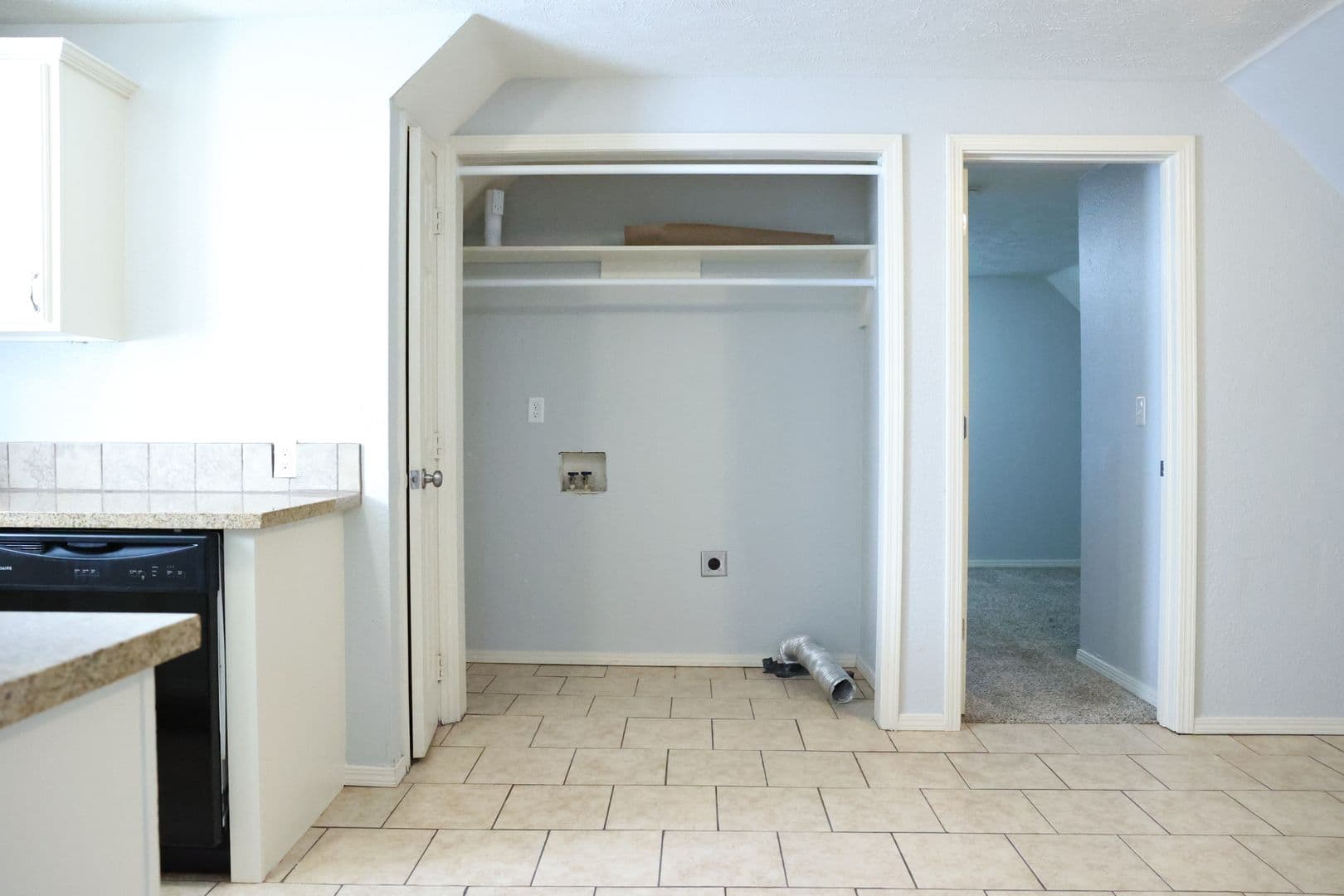 Springfield Apartment: 608 W Mt Vernon